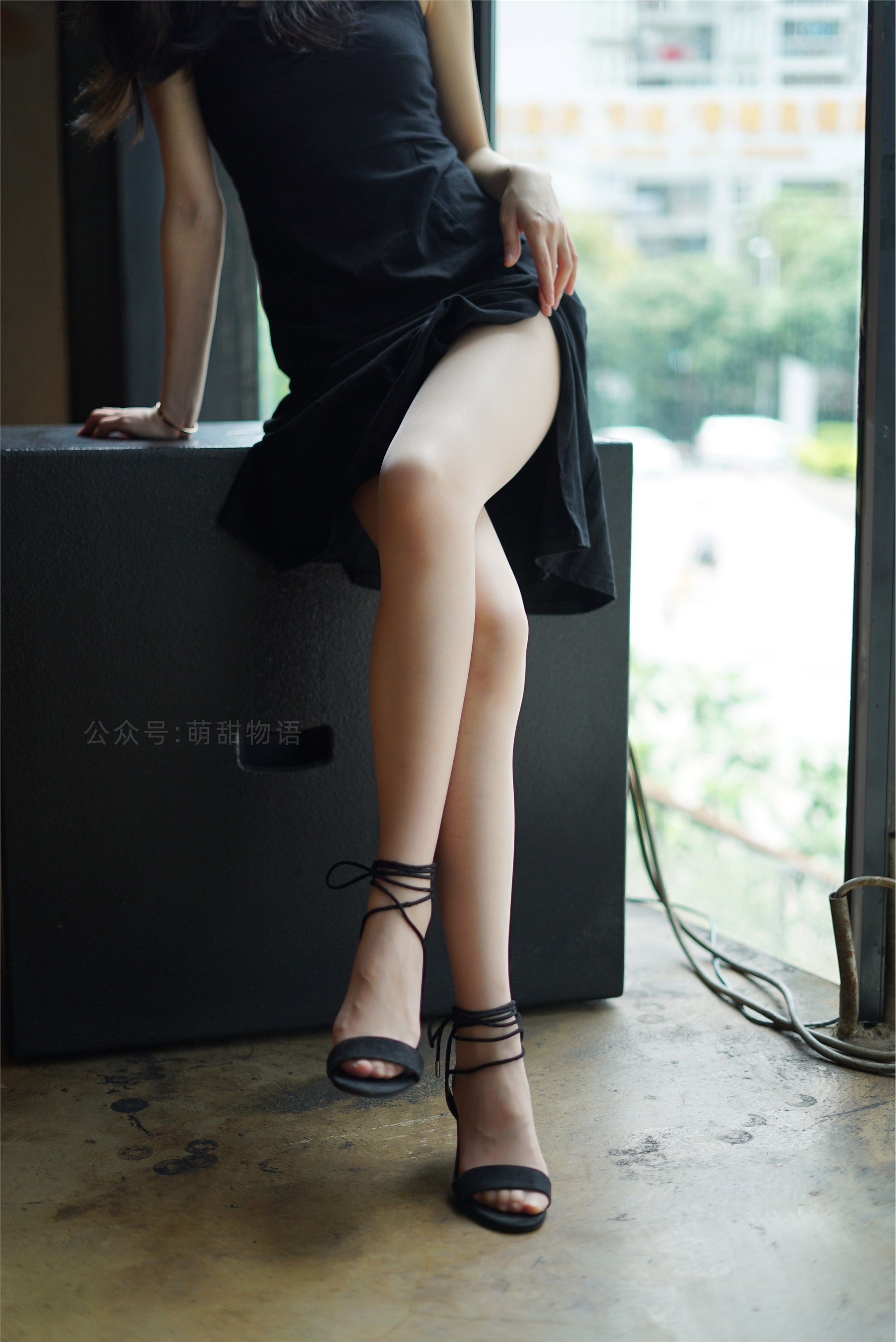 萌甜物语 XM175《开叉裙-腿腿》